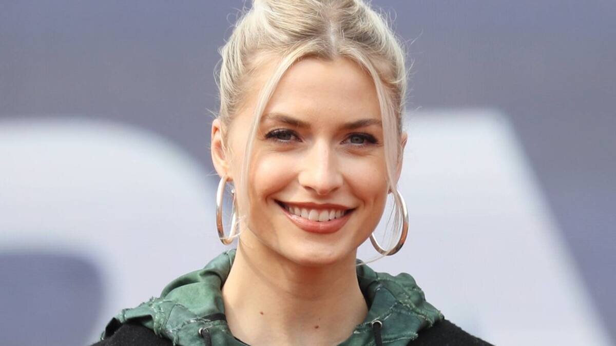 Model Lena Gercke Postet S Sses Kuschelfoto Mit T Chterchen Zoe