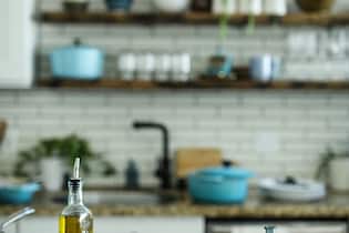 Welche Speiseöle sind gesund? Welche Speiseöle sind für uns gesund, von welchen sollten wir besser die Finger lassen.