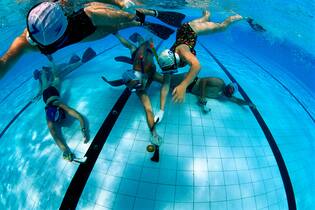 Fit durch den etwas anderen Sport Unterwasser-Hockey