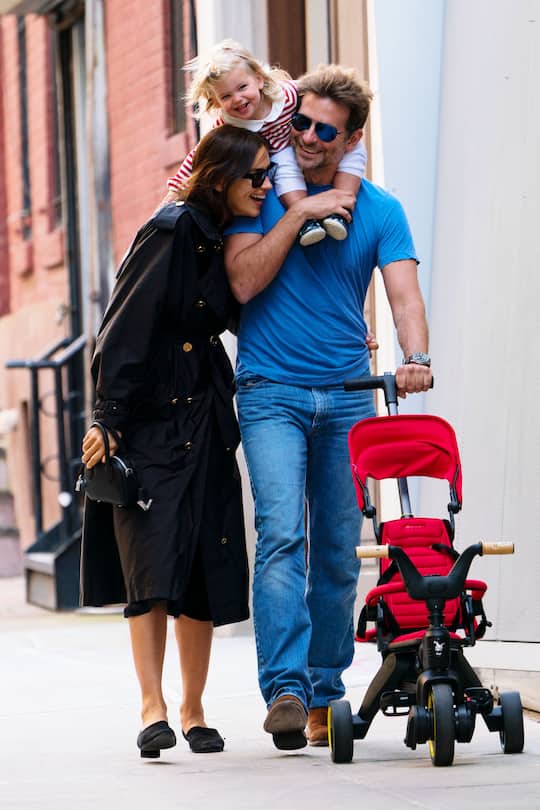 Bradley Cooper, Irina Shayk, and baby Lea Cooper are a happy family when they take a stroll in the West Village in New YorkPictured: Bradley Cooper,Irina Shayk,and baby Lea CooperRef: SPL5030942 051018 NON-EXCLUSIVEPicture by: Jackson Lee / SplashNews.comSplash News and PicturesLos Angeles: 310-821-2666New York: 212-619-2666London: 0207 644 7656Milan: +39 02 4399 8577Sydney: +61 02 9240 7700photodesk@splashnews.comWorld Rights, No Portugal Rights