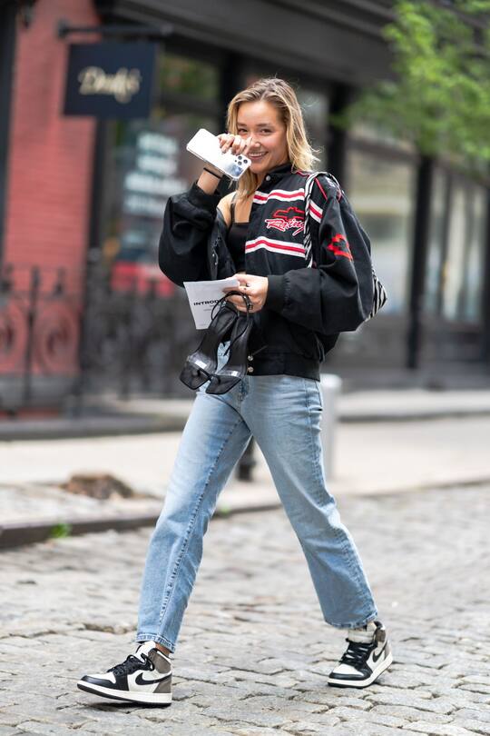 NEW YORK, NEW YORK - SEPTEMBER 01: Olivia Ponton is seen in SoHo on September 01, 2021 in New York City. (Photo by Gotham/GC Images)