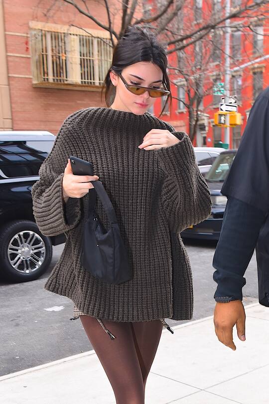 NEW YORK, NY - FEBRUARY 09: Kendall Jenner sighting on February 9, 2018 in New York City. (Photo by Robert Kamau/GC Images)