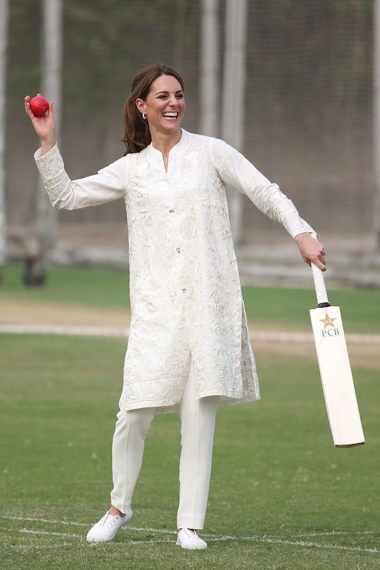 LAHORE, PAKISTAN - OCTOBER 17: Catherine, Duchess of Cambridge visits the National Cricket Academy during their royal tour of Pakistan on October 17, 2019 in Lahore, Pakistan. (Photo by Ian Vogler - Pool/Getty Images)