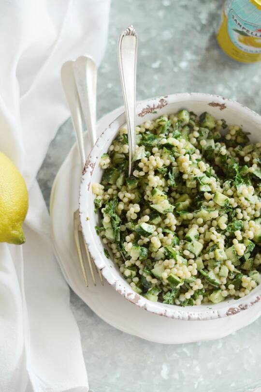 Yoghurt macht Pasta zu einem sommerlichen Genuss