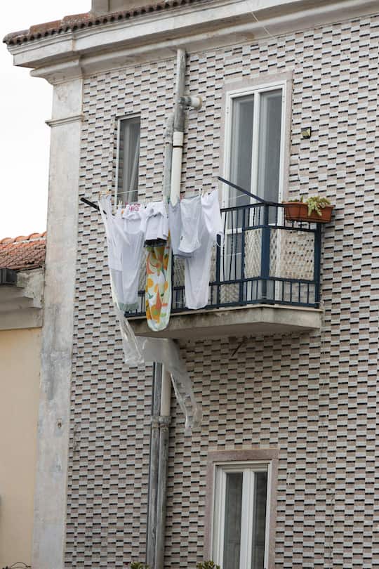 Bitte alle Nachtwäsche regelmässig waschen.