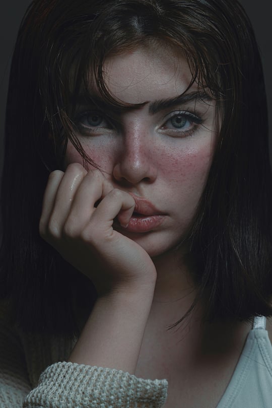 Gute Pflege, gesunde Ernährung und ausreichend Schlaf sind das A und O für schöne Haut.