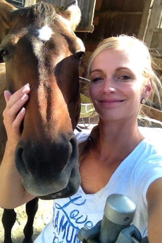 Annette Fetscherin (Grösse) Moderatorin Twitter Nati