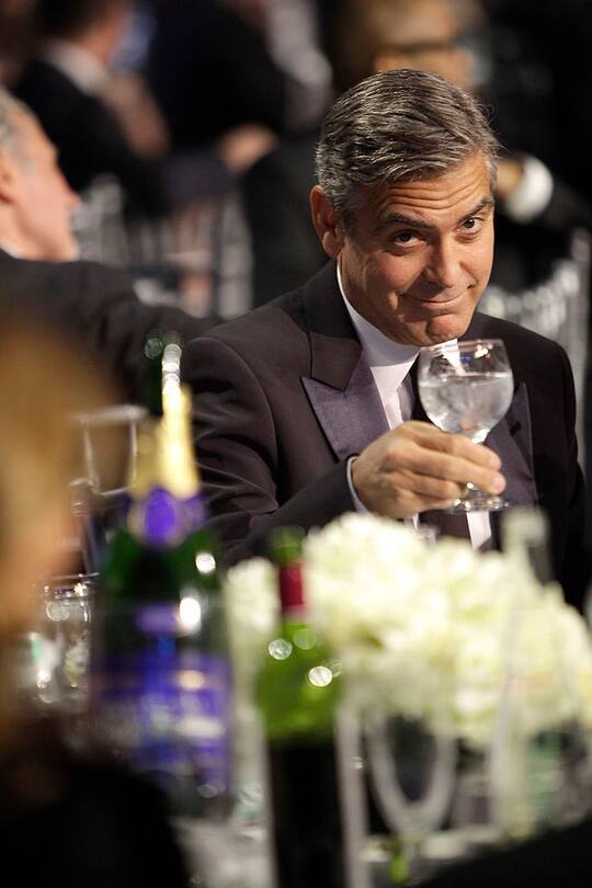 George Clooney trinkt nicht Nespresso weil Amal Clooney schwanger