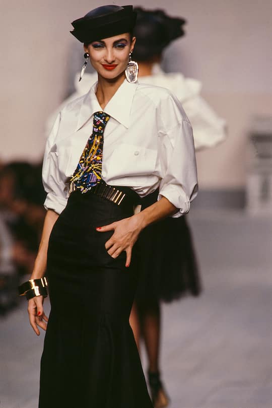 Karl Legerfelds Kollektionen im Laufe der Zeit