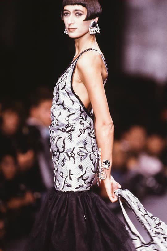 Karl Legerfelds Kollektionen im Laufe der Zeit