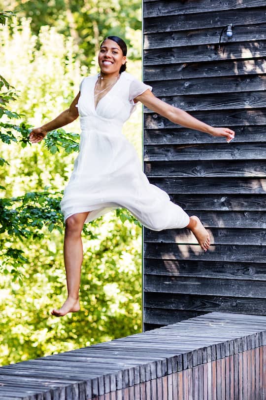 Mujinga Kambundji (ohne Freund) Mode, Fotos