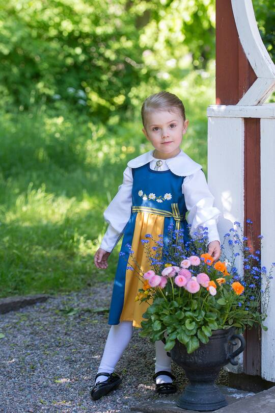 Prinzessin Estelle von Schweden News Facebook