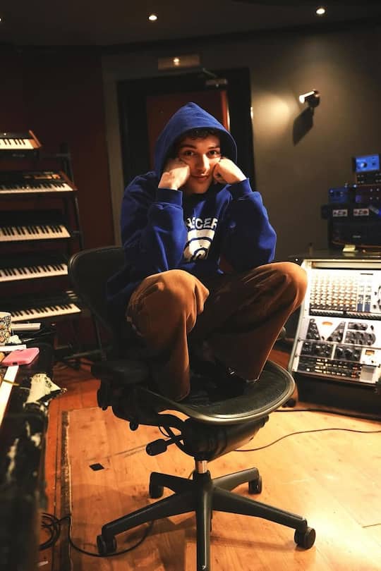 <p>Nemo hat sich vom Management getrennt und befindet sich gerade an Aufnahmen fürs neue Album.</p>