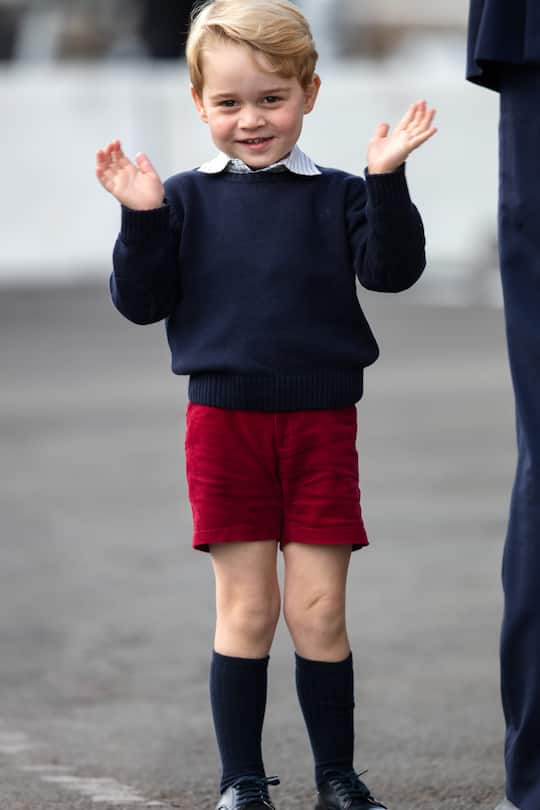 VICTORIA, BC - OCTOBER 01: (NO UK SALES FOR 28 DAYS) Prince George of Cambridge departs Victoria on October 1, 2016 in Victoria, Canada. (Photo by Pool/Sam Hussein/WireImage)