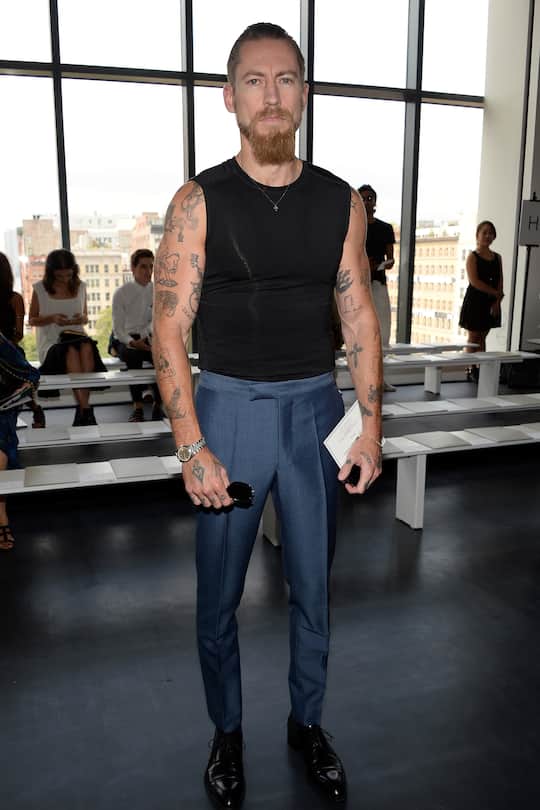 Justin O’Shea im Achselshirt