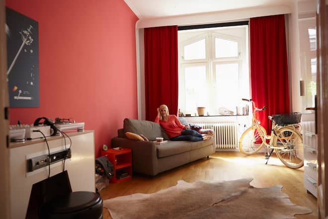Living room red wall