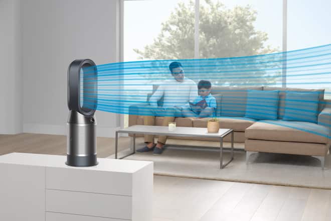 HP04 Dyson Pure Hot + Cool, living room setting, man/male & child/boy on sofa, product in centre highlighting Blue/Cool airflow with Blue chuff
