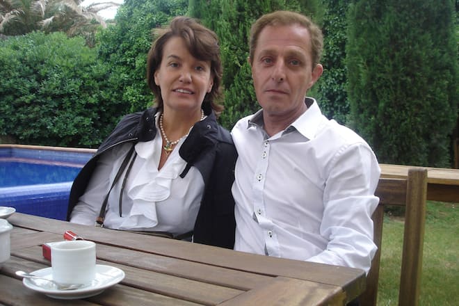 Albert Sola mit seiner angeblichen Halbschwester Ingrid Sartiau im Jahr 2012.