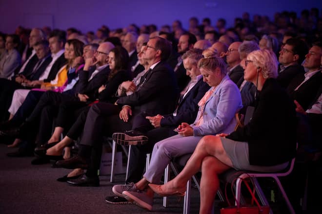 Brigitte Breisacher, Alpnachnorm