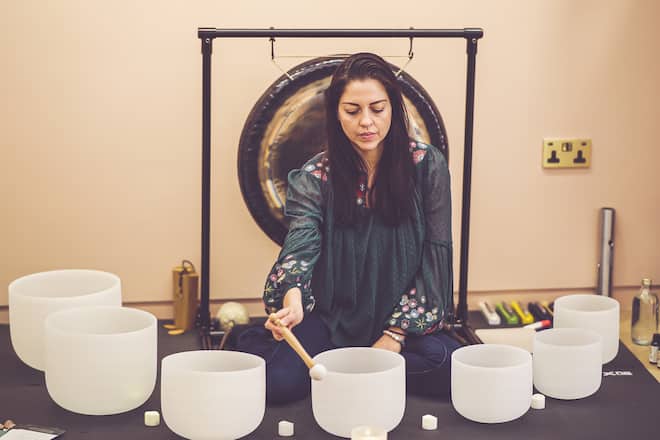 Reiki Meisterin Jasmin Harsono