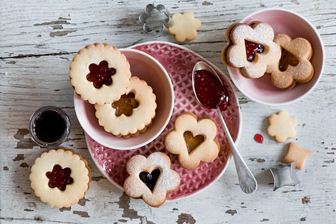 Spitzbuben Guetsli backen