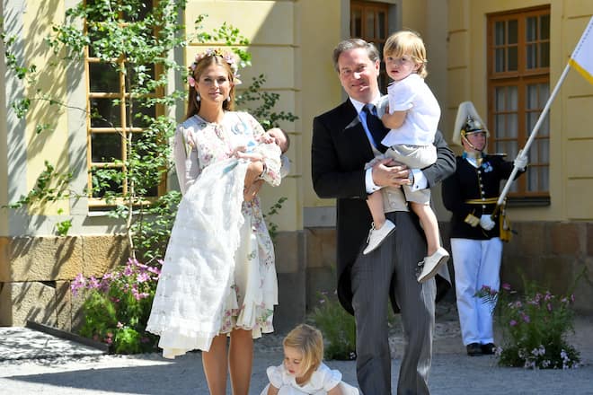 June 8, 2018 - Stockholm, Sweden - Christopher O'Neill, prince Nicolas, princess Madeleine, princess Adrienne, princess Leonore..Princess Adrienne's christening, Drottningholm Palace Chapel, 2018-06-08..(c) Karin Törnblom / IBL....Prinsessan Adriennes dop, Drottningholms slottskyrka, 2018-06-08 (FOTO: DUKAS/ZUMA)
