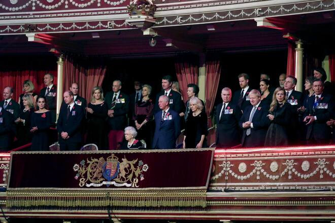 Charles, Prince of Wales und Camilla, Duchess of Cornwall, William, Duke of Cambridge und Catherine, Duchess of Cambridge, Edward, Earl of Wessex und Sophie, Countess of Wessex, Anne, Princess Royal.