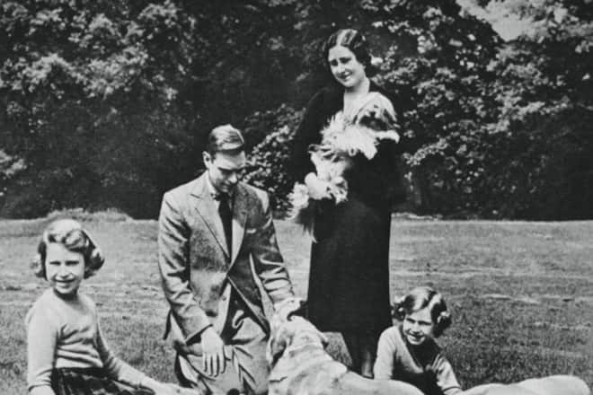 Queen Elizabeth und ihre Hunde