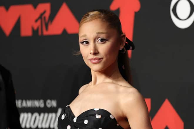 Bei Ariana Grande ist die Schwerkraft noch nicht in Sicht. (Photo by Dia Dipasupil/FilmMagic)