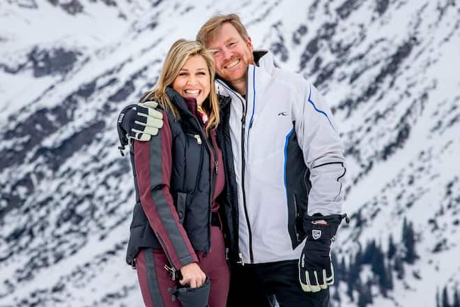 LECH, AUSTRIA - FEBRUARY 25: King Willem-Alexander of The Netherlands and Queen Maxima of The Netherlands during the annual photo call on February 25, 2020 in Lech, Austria. (Photo by Patrick van Katwijk/Getty Images)