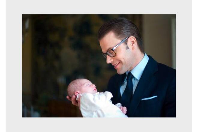 Offizielle Babybilder von Estelle von Kronprinzessin Victoria und Daniel von Schweden