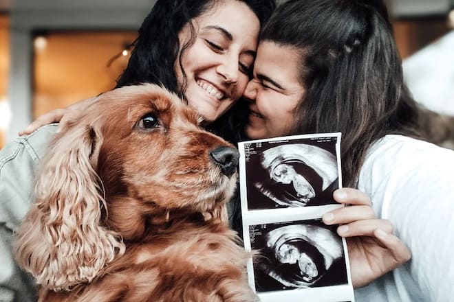 Tiziana Gulino (r.) und Dania werden zum ersten Mal Eltern.