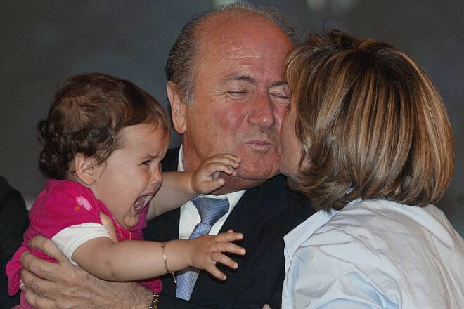 Sepp Blatter Lohn Frau Vermögen Fifa Fotos