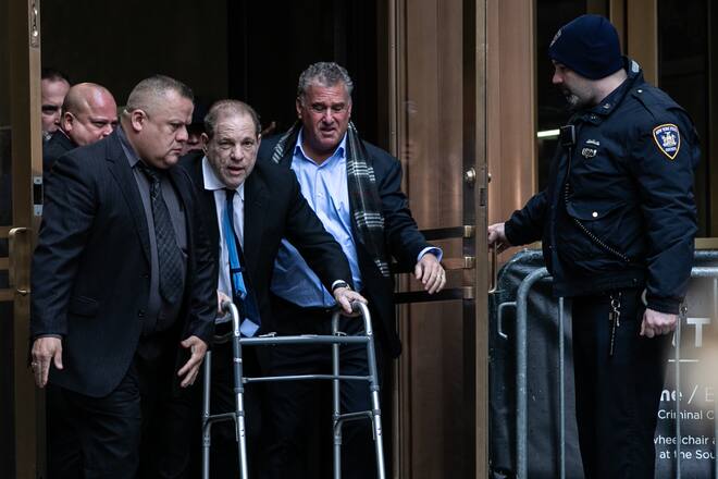 NEW YORK, NY - DECEMBER 11: Movie producer Harvey Weinstein departs from criminal court after a bail hearing on December 11, 2019 in New York City. Weinstein was in court for a ruling on whether he will remain free on bail or if his bail will be raised to $5 million before his trial starts January 6. (Photo by Jeenah Moon/Getty Images)