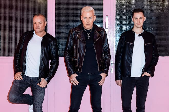 Jay Frog, H.P. Baxxter und Marc Blou (v.l.) gehen auf Scooter-Jubiläumstour.