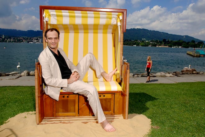 EM-Strandbar beim Zuerichhorn Strandkorb