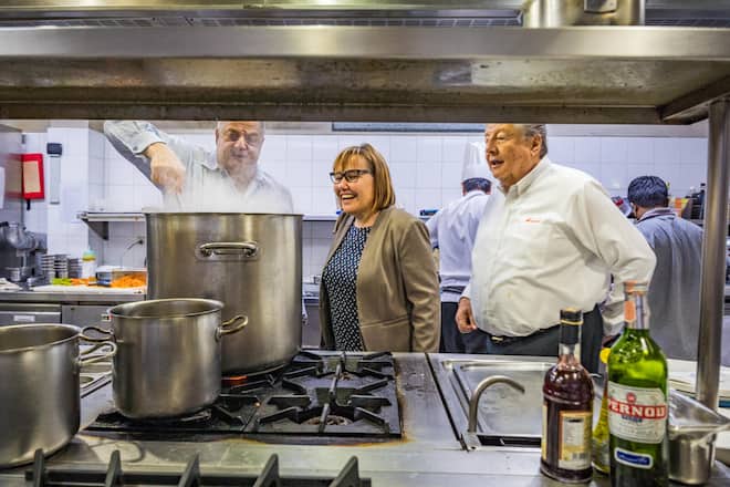 In und um Bangkok mit Hotelplan CEO Nicole Pfammatter.