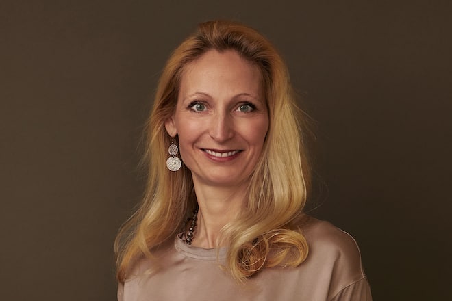 Annabella Bassler, Ringier