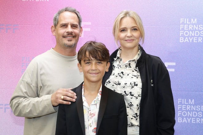 <p>Wären Moritz Bleibtreu und Laura Tonke als Eltern kompatibel, wenn sie sich um ein gemeinsames Kind kümmern müssten?</p>