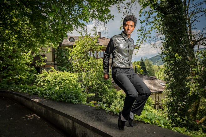 Foto: Joseph Khakshouri 27.05.2019 Michael Jackson - Tribute-Artist Daniel Atanasio bei der Kirche Münsingen (BE)