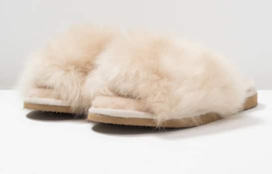 Hausschuhe aus Schafsleder