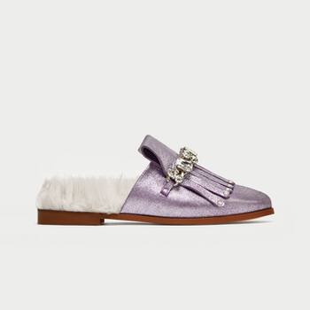 Loafer mit Fell von Zara