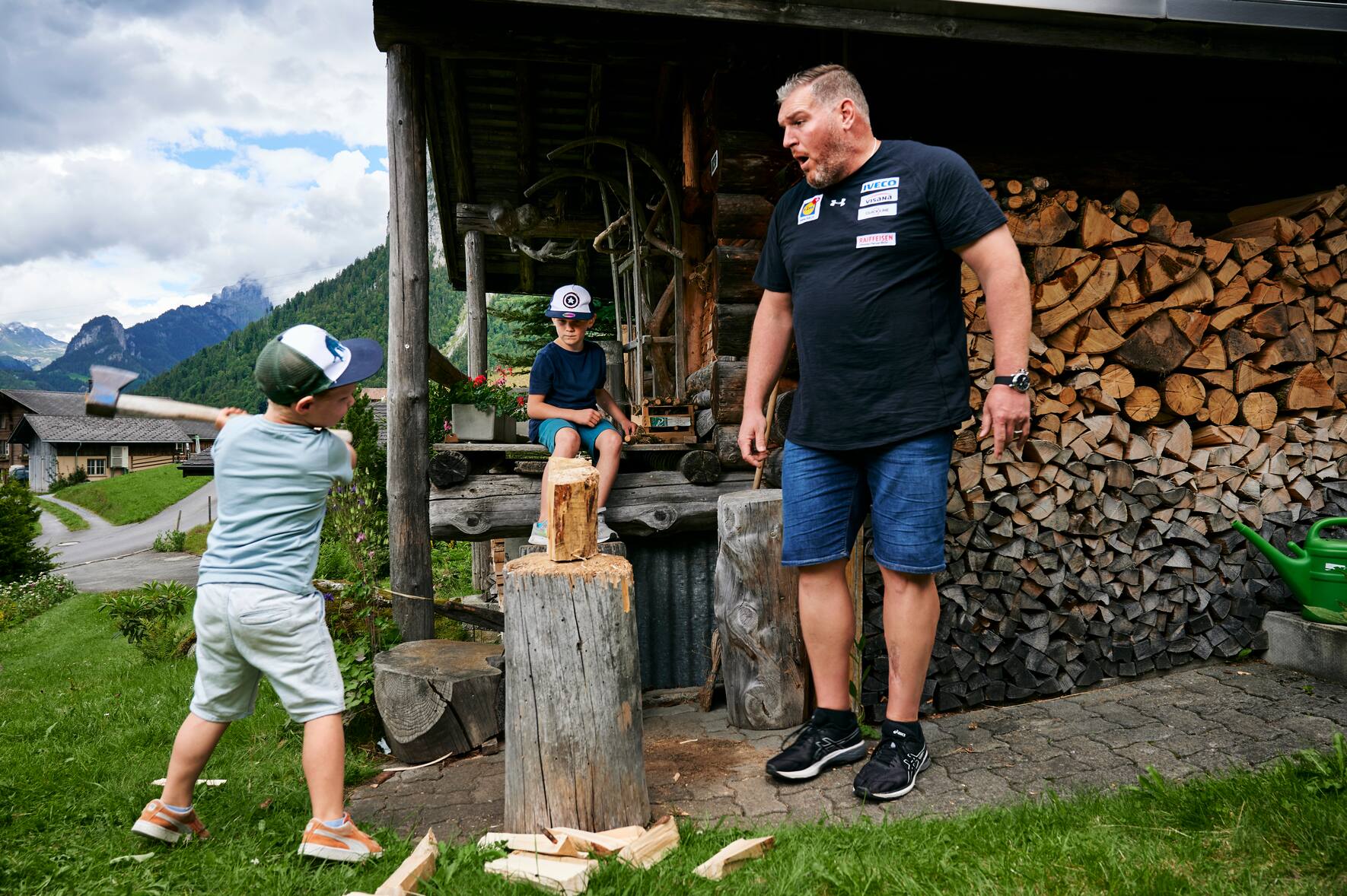 Chesslete Solothurn: Schwingerkönig Christian Stucki tauscht die Zwilchhose  mit dem Nachthemd